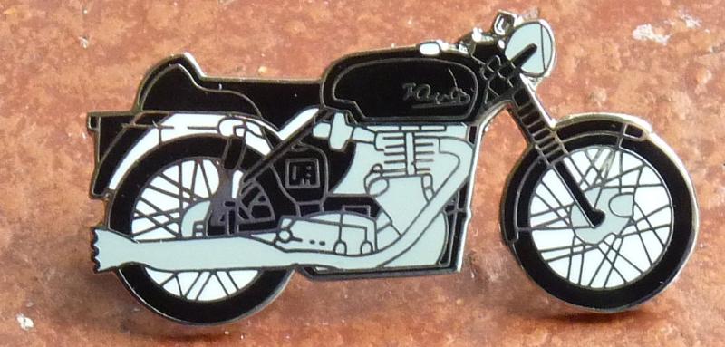 Thruxton Lapel Badge